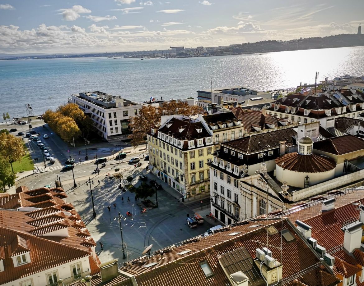Corpo Santo Square
