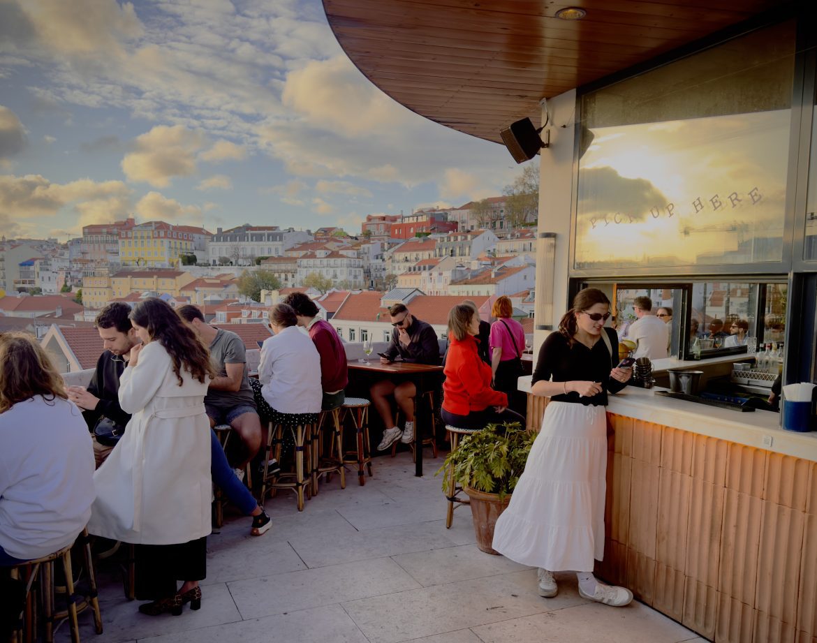 Javá Rooftop Bar