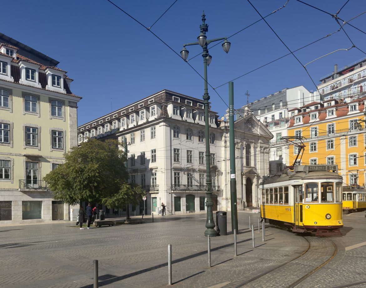 Corpo Santo Square